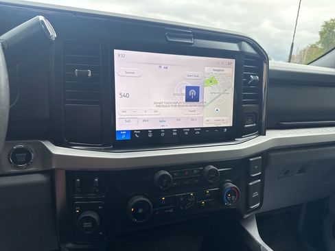 New 2026 Ford F250 XLT w/ XLT Premium Package image 25