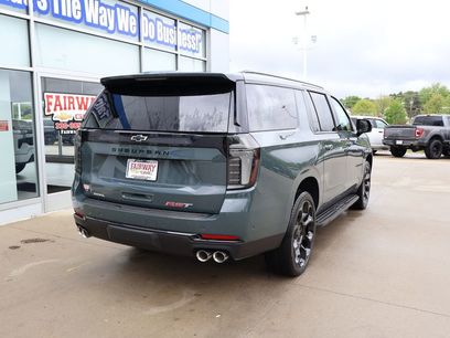 New 2026 Chevrolet Suburban RST w/ RST Capability Package