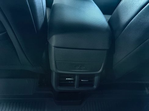 New 2026 Chevrolet Equinox LT w/ Convenience Package II AWD/4WD image 31