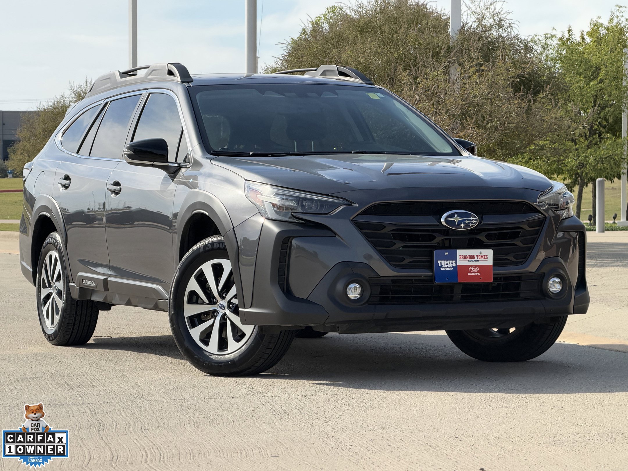 Used 2024 Subaru Outback Premium AWD/4WD image 2