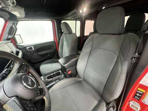Used 2024 Jeep Wrangler Willys image 14