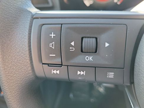 New 2026 Nissan Kicks SV image 25