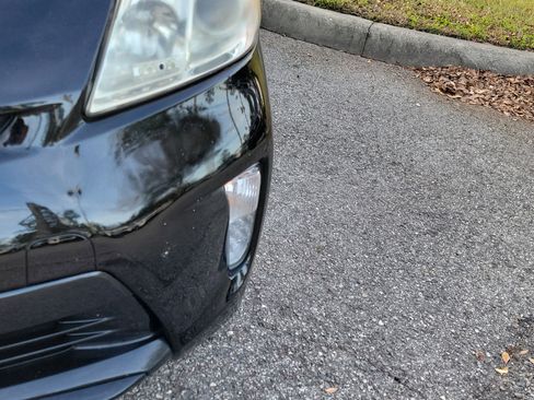 Used 2014 Toyota Prius Three image 4