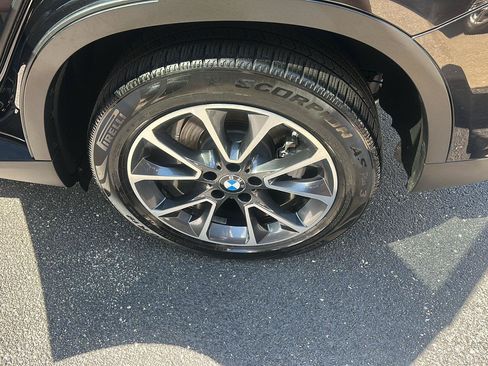 Used 2017 BMW X5 xDrive35i AWD/4WD image 22