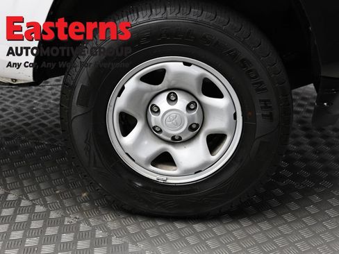 Used 2020 Toyota Tacoma SR RWD image 30