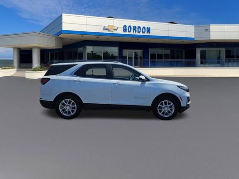 Used 2024 Chevrolet Equinox LT AWD/4WD image 7