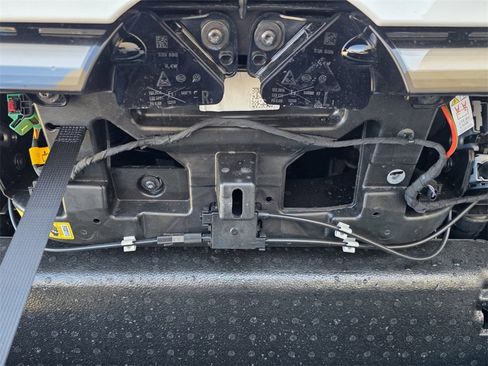 New 2025 Volkswagen ID. Buzz 1st Edition image 21