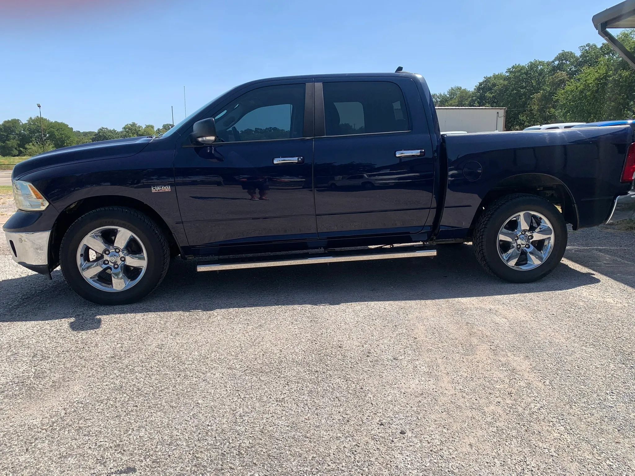 Used 2015 RAM 1500 Big Horn AWD/4WD image 2