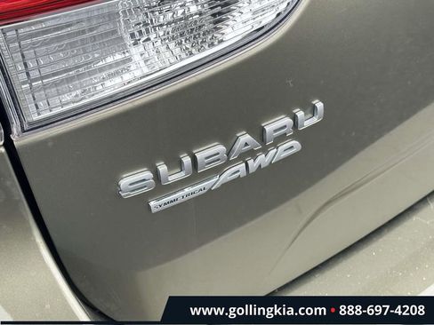 Used 2023 Subaru Forester Limited AWD/4WD image 8
