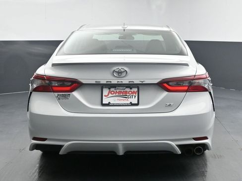 Used 2023 Toyota Camry SE image 8
