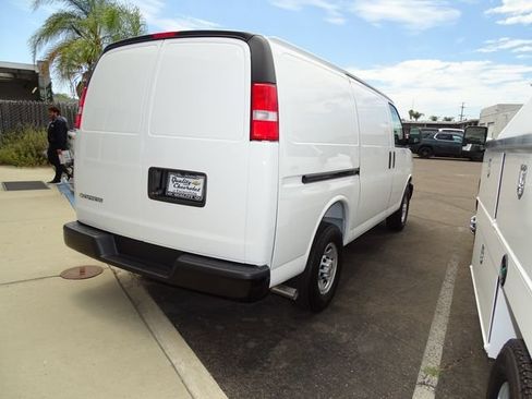 New 2026 Chevrolet Express 2500 w/ Driver Convenience Package RWD image 5