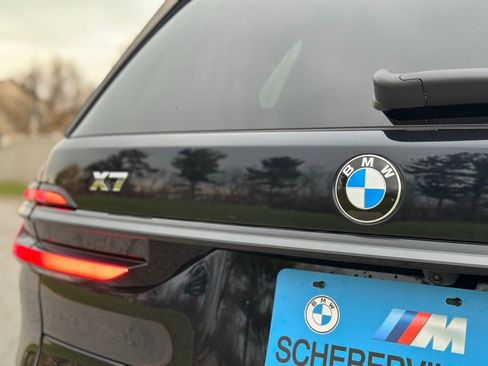 Certified 2025 BMW X7 M60i AWD/4WD image 15