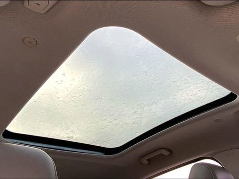 Used 2014 Ford C-MAX Energi SEL w/ Equipment Group 303A image 22