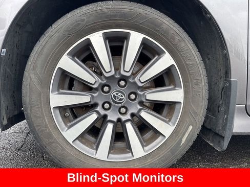 Used 2020 Toyota Sienna AWD image 10