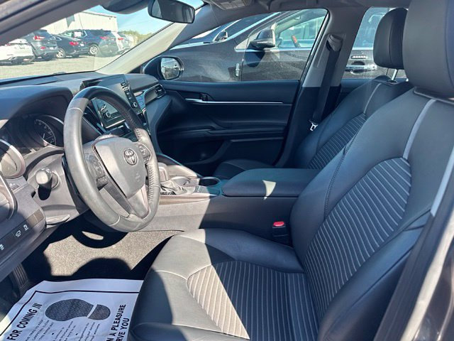 Used 2024 Toyota Camry SE FWD image 10
