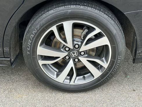 Used 2023 Honda Odyssey Touring image 5