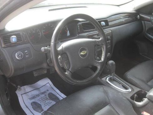 Used 2014 Chevrolet Impala LTZ FWD image 10
