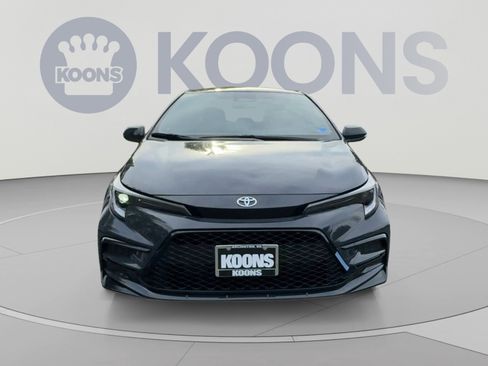 Used 2026 Toyota Corolla SE w/ SE Premium Package FWD image 4