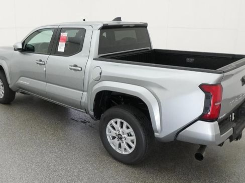 New 2026 Toyota Tacoma SR5 AWD/4WD image 5