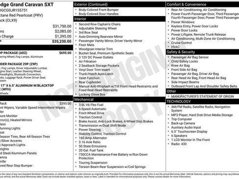 Used 2018 Dodge Grand Caravan SXT w/ Blacktop Package FWD image 11