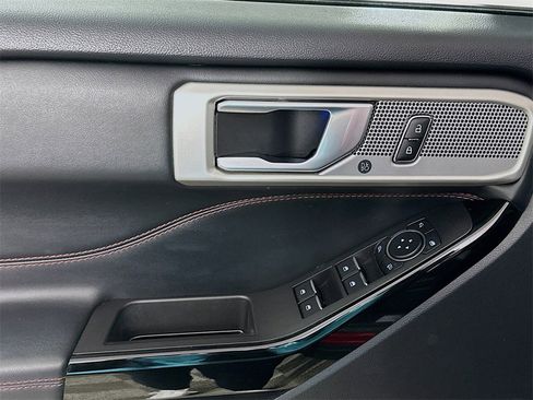 Used 2023 Ford Explorer ST-Line w/ Class IV Trailer Tow Package image 21