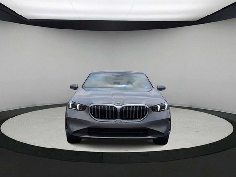 Used 2024 BMW 530i xDrive w/ Executive Package AWD/4WD image 3