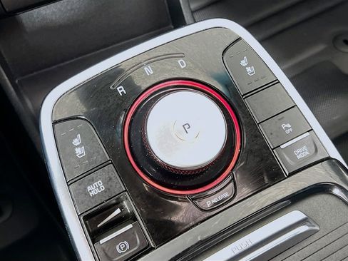 Used 2022 Kia Niro EX Premium image 18