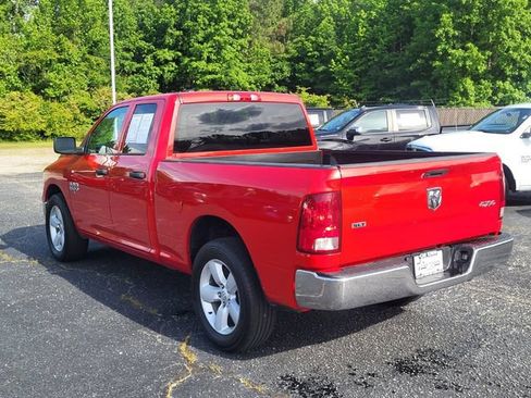 Used 2024 RAM 1500 Classic SLT AWD/4WD image 5