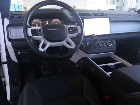Used 2025 Land Rover Defender 110 S AWD/4WD image 22