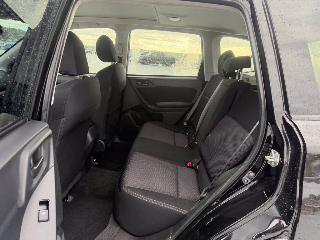 Used 2016 Subaru Forester 2.5i Premium w/ Popular Package #2 AWD/4WD image 13