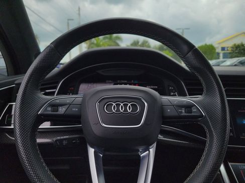 Certified 2023 Audi SQ7 Prestige w/ Prestige Package AWD/4WD image 7
