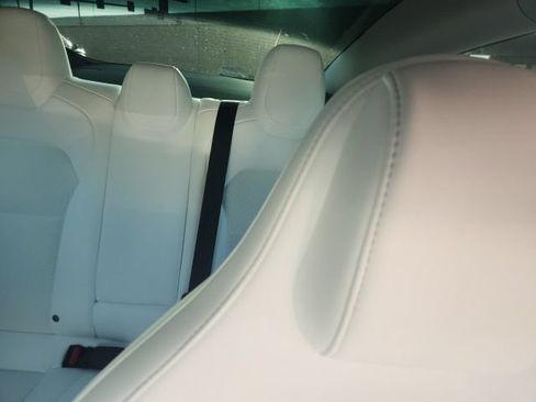 Used 2025 Tesla Model 3 Performance AWD/4WD image 9