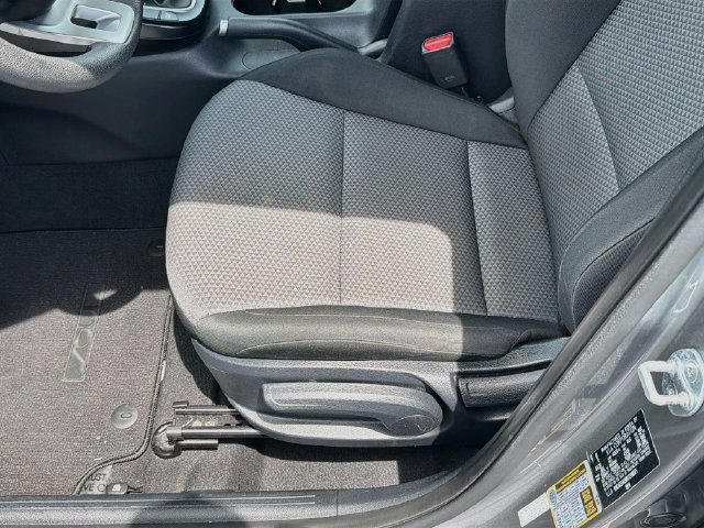 Used 2024 Kia Soul LX w/ Option Group 015 FWD image 19