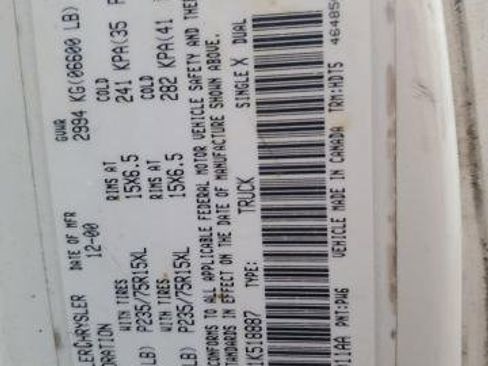 Used 2001 Dodge B1500 image 17