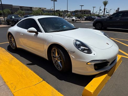 Used 2014 Porsche 911 Carrera 4S AWD/4WD image 3