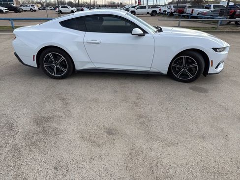 Used 2024 Ford Mustang Coupe image 14