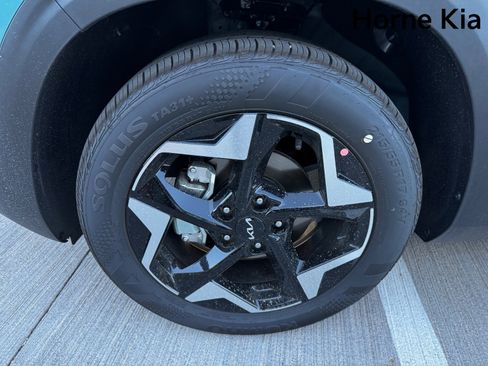 New 2026 Kia Seltos EX image 8