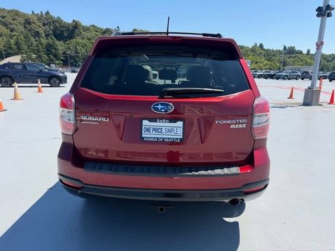 Used 2015 Subaru Forester 2.5i Limited AWD/4WD image 4