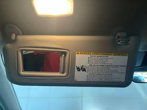 Used 2017 Toyota RAV4 LE w/ All Weather Liner Package FWD image 75