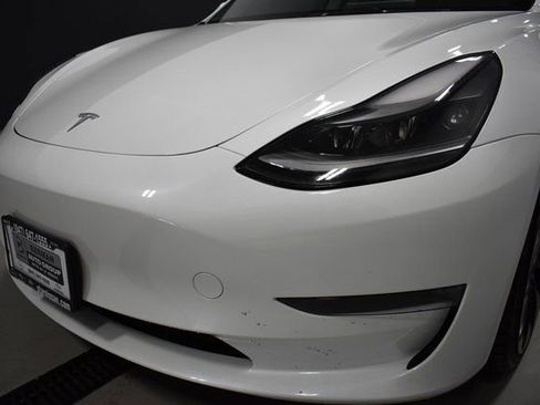 Used 2023 Tesla Model 3 Performance image 9