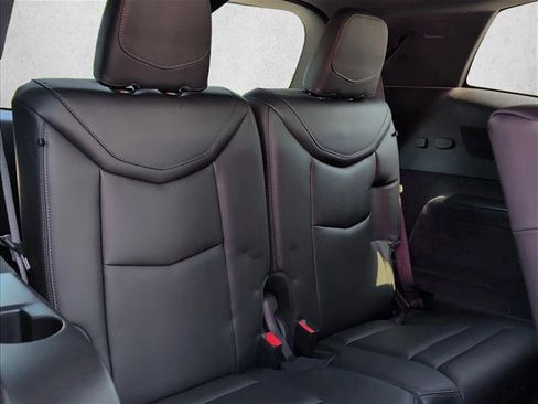 Used 2024 Cadillac XT6 Luxury FWD image 24