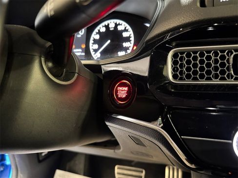 Used 2023 Honda Civic Sport image 29