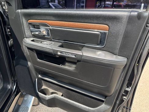 Used 2014 RAM 1500 Laramie AWD/4WD image 19