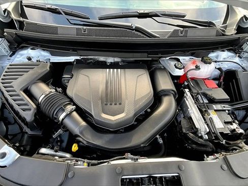 New 2026 Chevrolet Traverse RS image 11