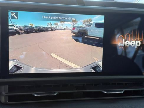 New 2026 Jeep Gladiator Willys AWD/4WD image 22