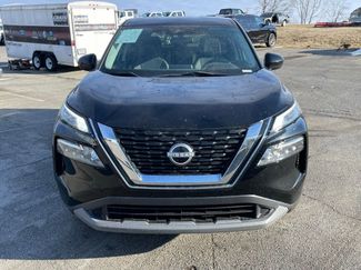 Used 2023 Nissan Rogue SV video 2
