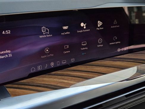 New 2026 Cadillac Escalade ESV Platinum Sport w/ LPO, ONYX Package image 18