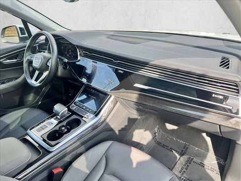 Used 2025 Audi Q7 3.0T Premium Plus AWD/4WD image 22