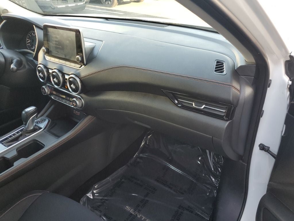 Used 2020 Nissan Sentra SR w/ Electronics Package FWD image 39