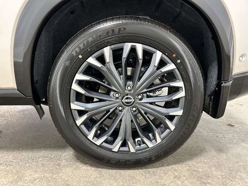 New 2026 Nissan Rogue Platinum image 7